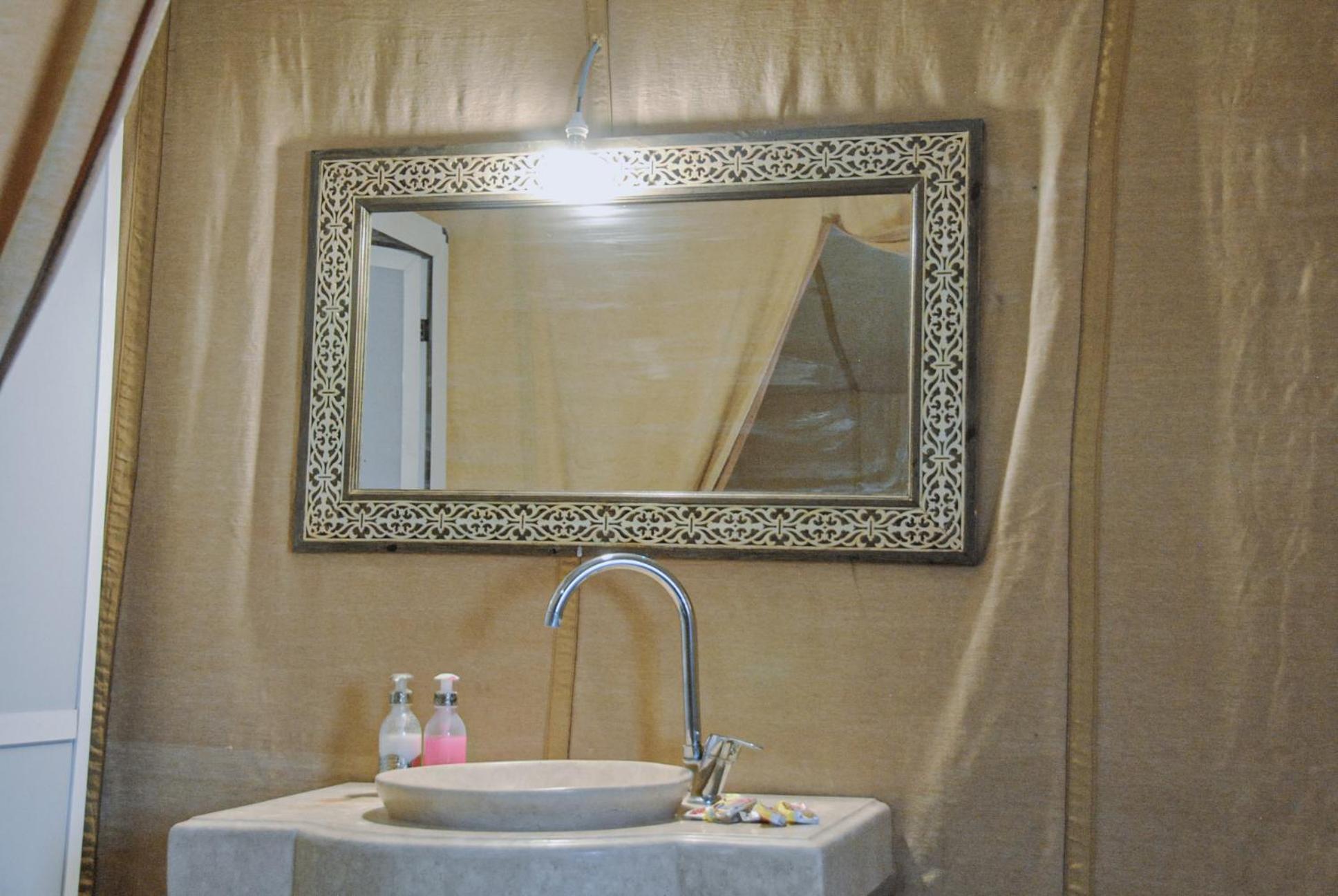Camel Trips Luxury Camp Merzouga Exterior foto